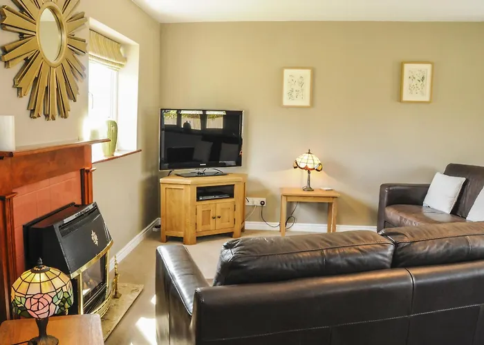 The Poplars Rooms & Cottages
