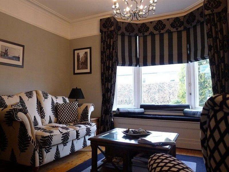 Bed and breakfast The Poplars & 4*